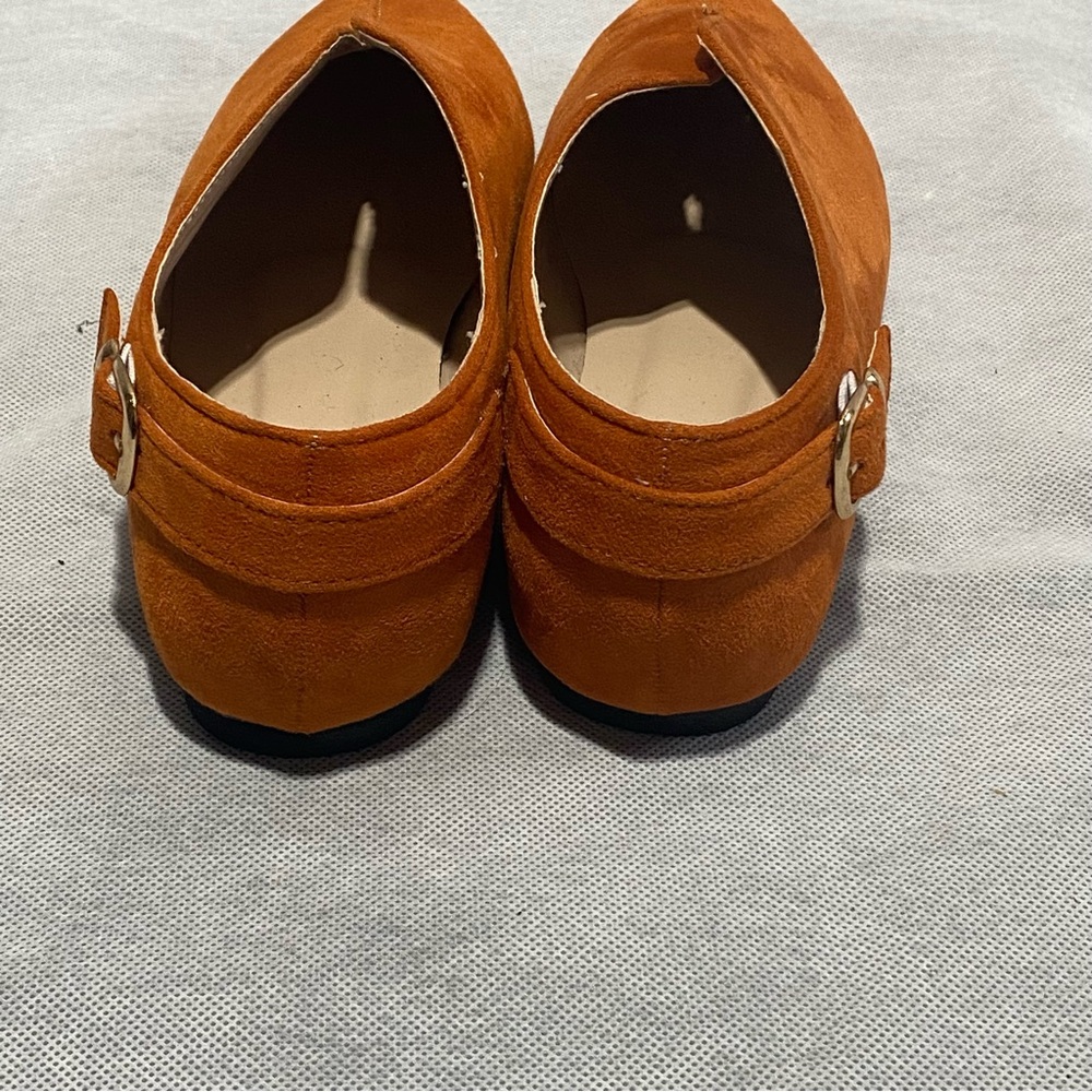 Chic Orange/Rust Suede-like Pointed-Toe Flats with Gold Buckle - Picture 4 of 6